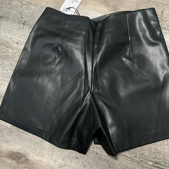 Black Skirt new ZARA - Picture 2 of 3